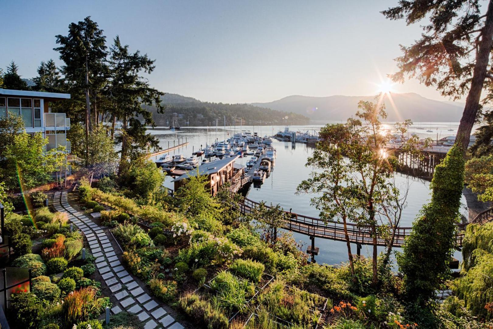 Brentwood Bay Resort & Spa מראה חיצוני תמונה