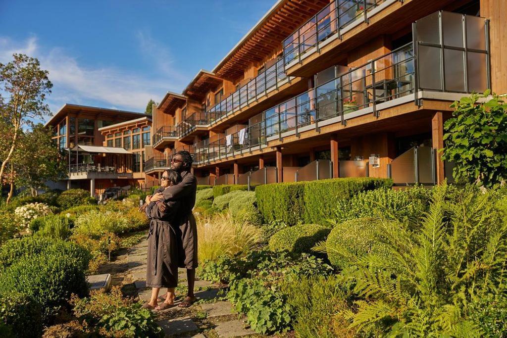 Brentwood Bay Resort & Spa מראה חיצוני תמונה